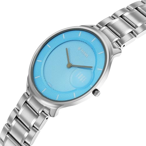 Image of Edge Edge Plain 2 Hands Blue Round Dial Silver A1Stainless Steel Strap Men's Watch - NU1843SM04