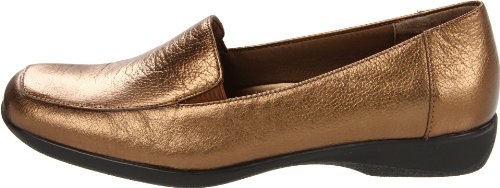 Image of Trotters Women's Jenn Loafer