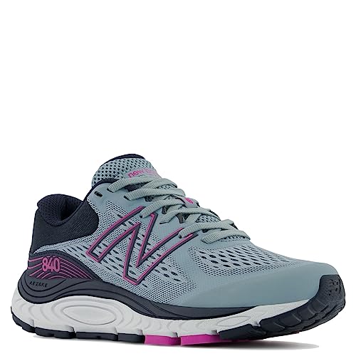 Image of New Balance Women's 840 V5 Running Shoes