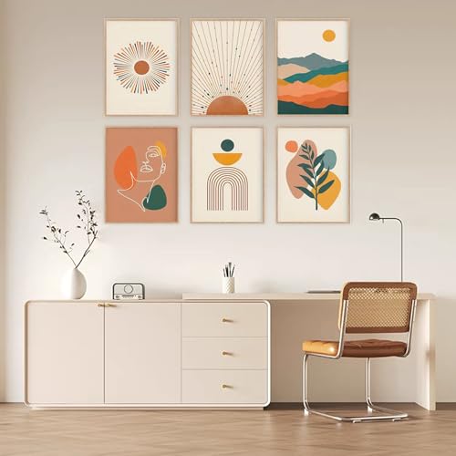 Arte de pared bohemio con sol para transformar tu pasillo con calidez naranja 5