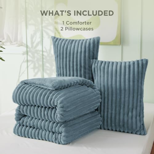 Image of Bedsure Queen Fluffy Comforter Set - GentleSoft 3 Pieces Luxury Fleece Bed Mineral Blue Bedding, Cozy Room Decor Aesthetic, 1 Queen Bed Comforter (90 inchx90 inch) and 2 Pillowcases (20 inchx26 inch)