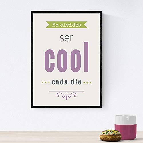 Nacnic Poster messaggio felice. Non dimenticare di essere lo strato freddo ogni giorno. Immagine felice di decorare con messaggi per illuminare la giornata e per rilassarsi l'atmosfera. A4.