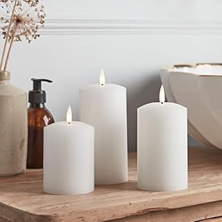 Lights4fun Set of 3 TruGlow® Battery LED Flameless Pillar Candles with Timer Real White Wax