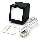 【Polyvalent pour de multiples usages】 : Son format cube compact en fait à la fois un visionneur de diapositives pratique et un objet décoratif de bureau. Sa douce lumière peut également servir de veilleuse, ajoutant une touche rétro à vos films et photos. Un cadeau original ou un souvenir précieux.