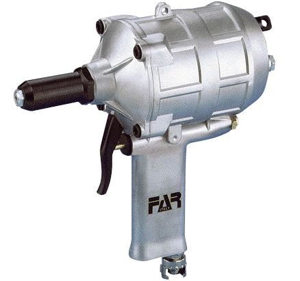 Tipo di prodotto: UTENSILI Rivettatrice automatica Pneumatica Far mod. Rac 83/95 Testa Ø 23 mm Peso 1500gr