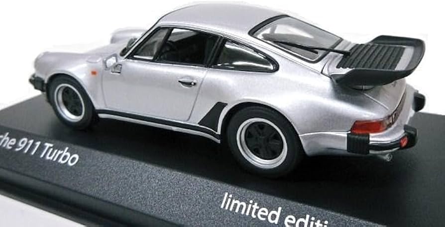 Amazon.co.jp: 欧州限定 1/43 ポルシェ911 ターボ (シルバー) 1977 930 Amazon.co.jp: 欧州限定 1/43 ポルシェ911 ターボ (シルバー) 1977 930