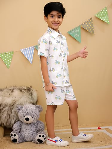 Image of superminis Boys Coordinated Set With Printed Rayon /Cotton Shirt and Shorts