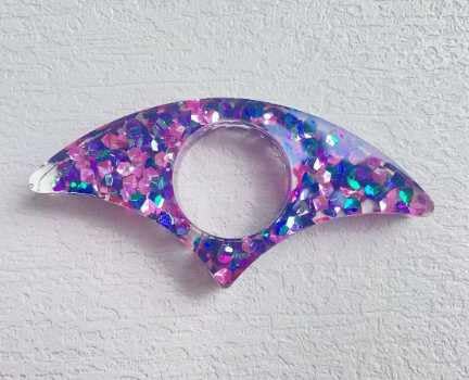 GDFHBD 3 Pieces Of Crystal Thumb Book Holder, Reading Aid, Resin Page Opener, Gift For Reading Lovers, Suitable For Book Reading, Magazines, Diaries (Purple).