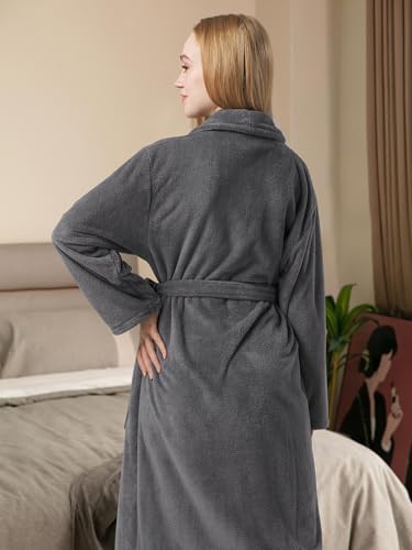 AW BRIDAL Hooded Fleece Robes for Women, Soft Warm Fluffy Bathrobe for Women, Long Spa Robe with Pockets4