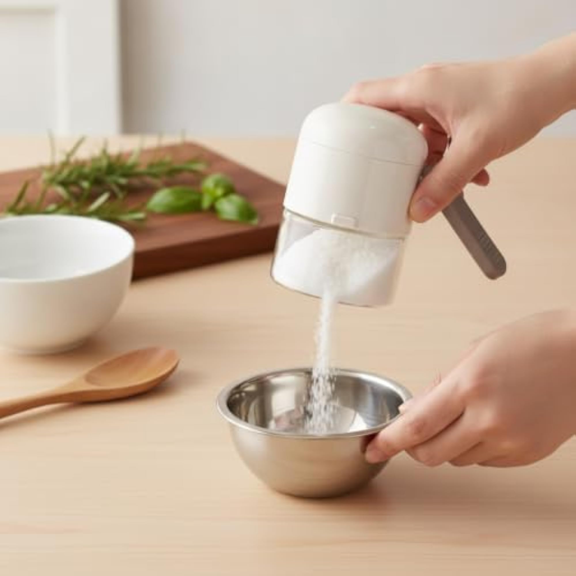 Glass Salt Shaker with Airtight Lid, 180ml