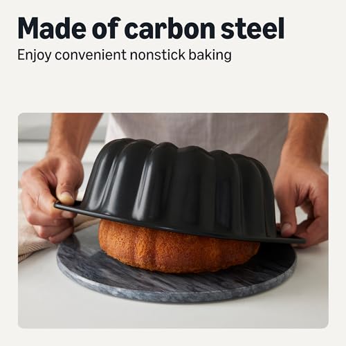 Amazon Basics Nonstick Bundt Pan, Dishwasher and Oven-Safe, 25.4 cm - Image 4