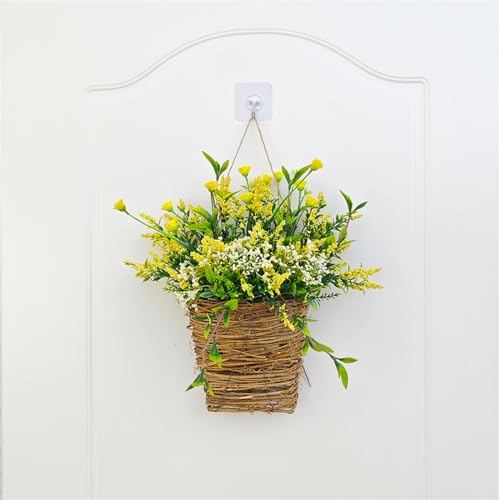 Panier de fausses fleurs et couronne murale pour sublimer la porte d'entree