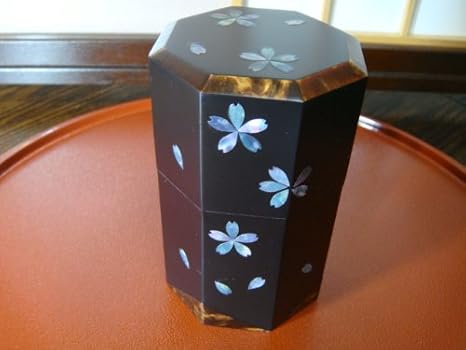 Amazon 角館 樺細工 月光 八角茶筒 小 山並菱 総螺鈿 桜花 茶筒 オンライン通販