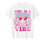 Photo Gallery nine is a vibe birthday groovy 9 anno vecchia ragazze 9th birthday maglietta Photo Gallery nine is a vibe birthday groovy 9 anno vecchia ragazze 9th birthday maglietta