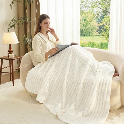 WAVVE Kuscheldecke 220x240 cm - Wollweiß - Weiche Flanell Fleecedecke, Sofadecke & Couchdecke, Warme Korddecke für Wohnzimmer Deko… – Ansicht 4