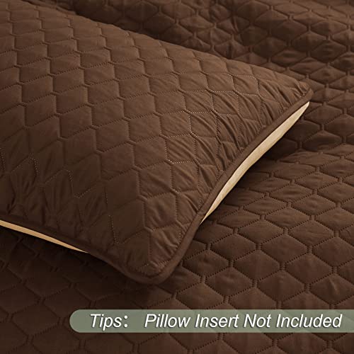 Exclusivo Mezcla Reversible California King Size Quilt Bedding Set with Pillow Shams, Lightweight Quilts Cal King Size, Soft Bedspreads Bed Coverlets for All Seasons - (Chocolate Brown, 112"x104")