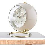 ★ Fonction veilleuse : appuyez sur le bouton veilleuse à l'arrière de la petite horloge pour allumer temporairement l'horloge dans l'obscurité. La lumière douce est suffisante pour vous permettre de voir l'heure et de bien protéger vos yeux.
