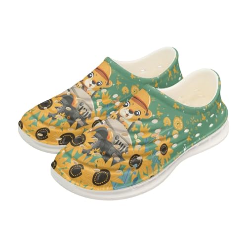 Unisex Child Slip on Sneakers Water Shoes Quick Dry Beach Sandals Sneakers Cartoon Garden Clogs Lightweight2