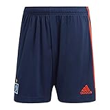 Sportbekleidung aus hochwertigen Materialien für jede sportliche Aktivität