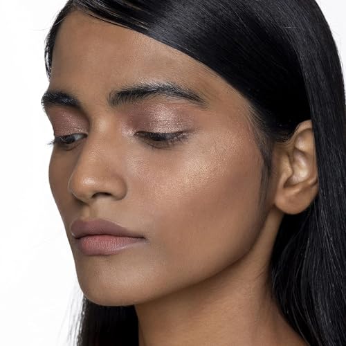 Image of Kiro Long Wear Brightening Eye Shadow Stick, Peachy Gold, 1.4 g, Waterproof Eye Shadow, Vegan, No Parabens, Vitamin C &Mango Seed Oil, Intense Pigmentation, Non Toxic Eye Stick