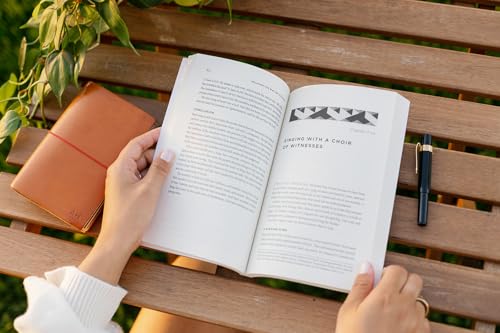 Walking the Way of the Wise: A Biblical Theology of Wisdom (Essential Studies in Biblical Theology) - Image 4