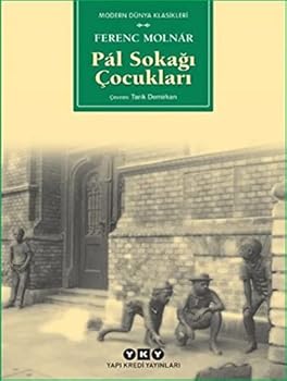 Paperback Pal Sokagi Cocuklari (Kucuk Boy) (Turkish Edition) [Turkish] Book