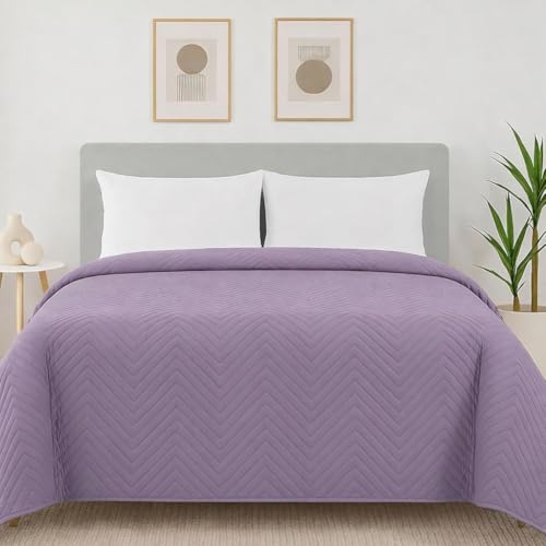 Home Oase Tagesdecke 200x220 cm Lila– Wendedecke aus 100 % Polyester – Weich, pflegeleicht & modern – Bettüberwurf & Kuscheldecke für...