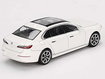ミニカー BMW 6 Series Gran Coupe Mineral White Amazon.co.jp: ディーラー特注 1/18 6 Series Gran Coupe