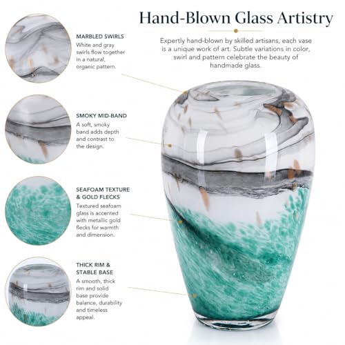 Vase en verre moderne vert taille S pour decoration de table