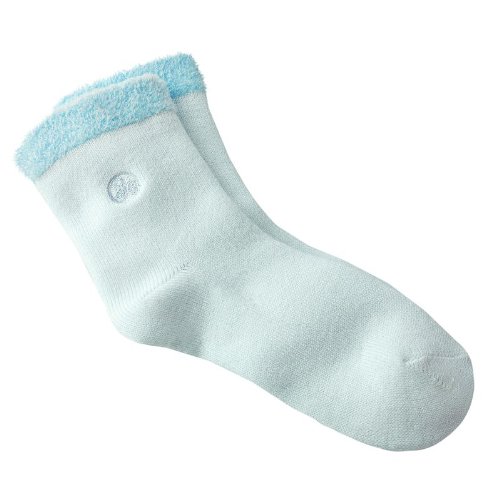 Earth Therapeutics Thermal Shea Butter Moisturizing Socks: White/Baby Blue Trim