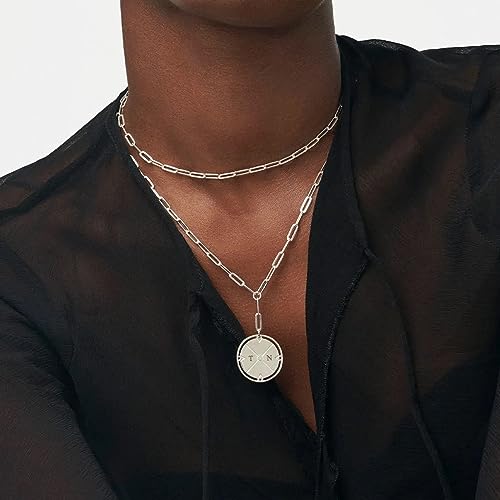 OAK & LUNA - Engraved Compass Necklace with Diamond - Personalised Interlocking Pendant with Initials - Gift for Her, Women - For Birthday, Mother's Day, Christmas3