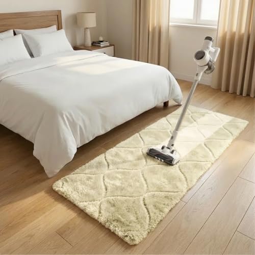 Image of Fluffy Silky Micro Fiber Polyster Carpet /Runner for Bedroom, Study Room, Playing Room, Guest Room ETC. 1.5x4 Feet, (P-12)