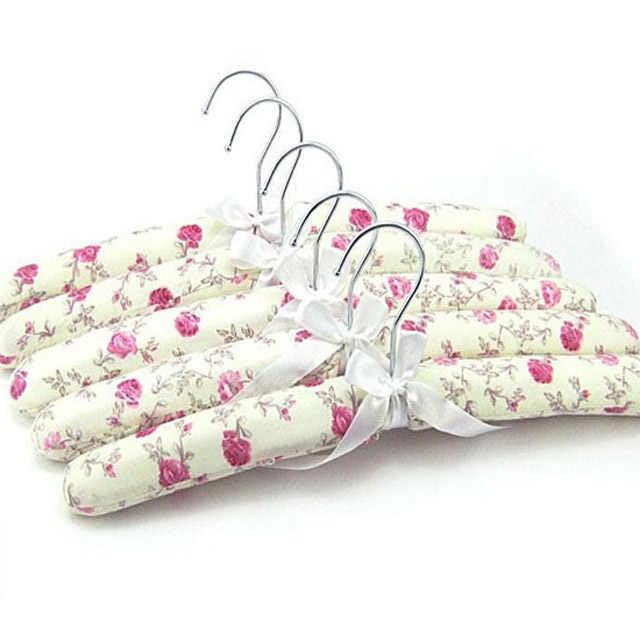 QUIRA Anti Slip Satin Padded Clothes Hangers for Women Foam Sweater Hangers - Fancy Thick Padded Coat Hanger No Bump Floral Canvas Cover for Adult (5Pc)-image-26