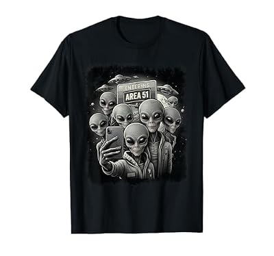 Happy Aliens Group Selfie Area 51 Funny UFO Extraterrestre Camiseta | Ya disponible en tu tienda friki favorita! En mundofriki.es! Happy Aliens Group Selfie Area 51 Funny UFO Extraterrestre Camiseta | Ya disponible en tu tienda friki favorita! En mundofriki.es!
