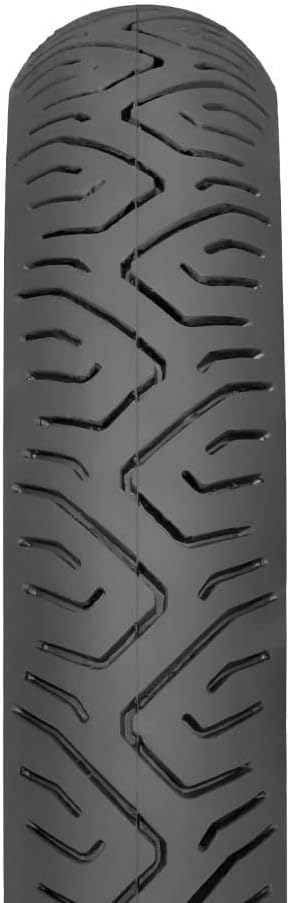 Imagem frontal de um pneu com fundo neutro. Imagem frontal de um pneu com fundo neutro.