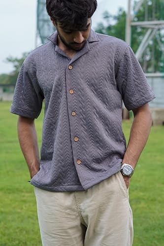 Image of Men's Kint-Textured Half Sleeve Spread Collar Shirt