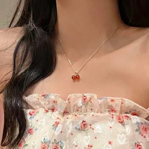 Colliers esthétiques cerise rouge pour un mariage ou une soirée d'été
