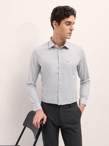 Image of THE BEAR HOUSE Men's Cotton Checked Slim Fit Shirt