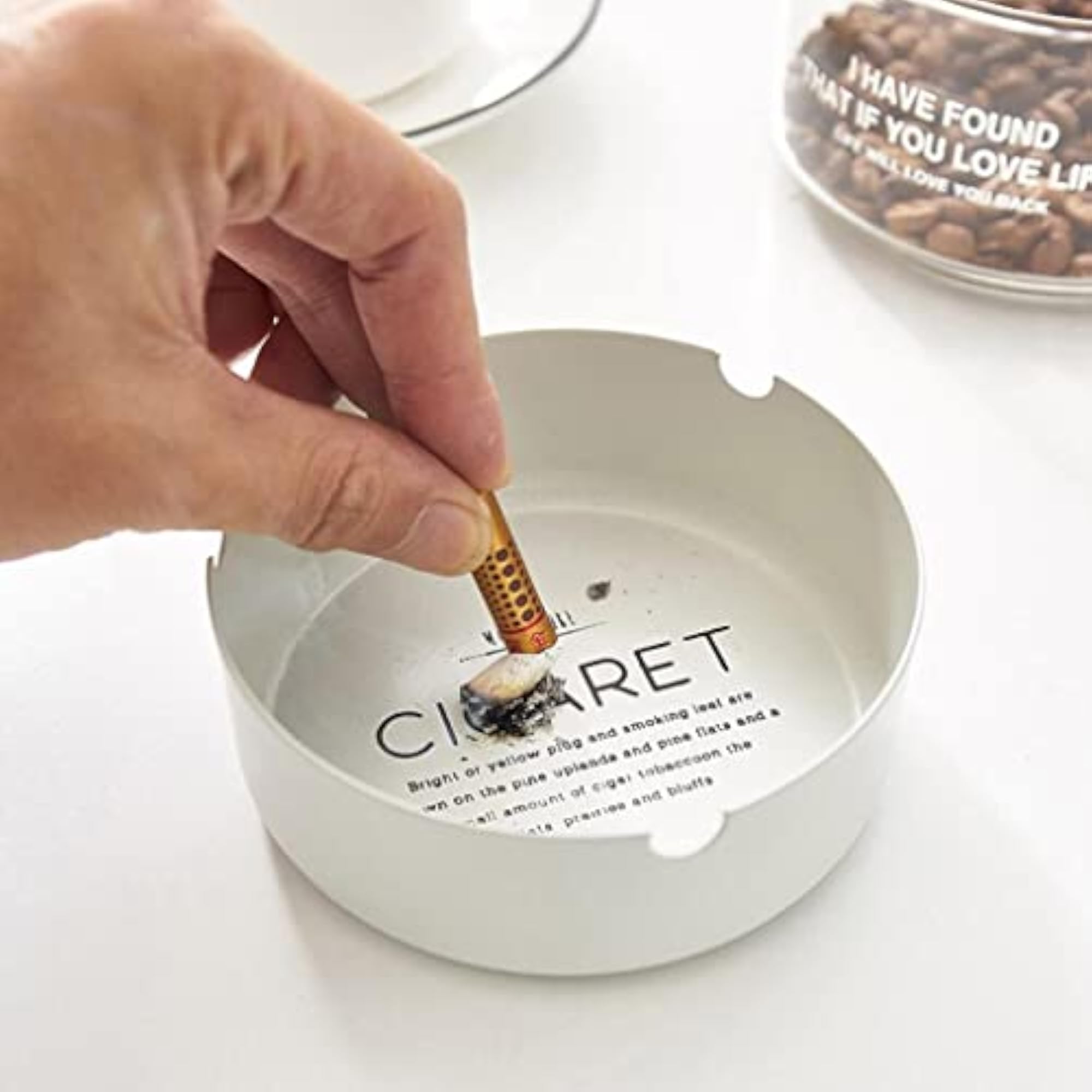 Nordic Desktop Iron Ashtray for Home Decor