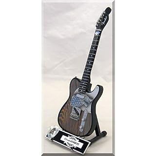 GAMES OF THRONES Guitare Miniature avec médiator Dragon - Les Beatles, Paul McCartney, John Lennon, RIngo Starr, George Harrison GAMES OF THRONES Guitare Miniature avec médiator Dragon – Image 2