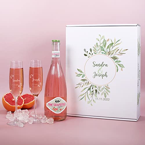 Herz & Heim® Hochzeits-Sekt-Geschenk/gravierte Sektgläser, Fruchtsecco und Geschenkverpackung mit floralem Muster… - Image 3
