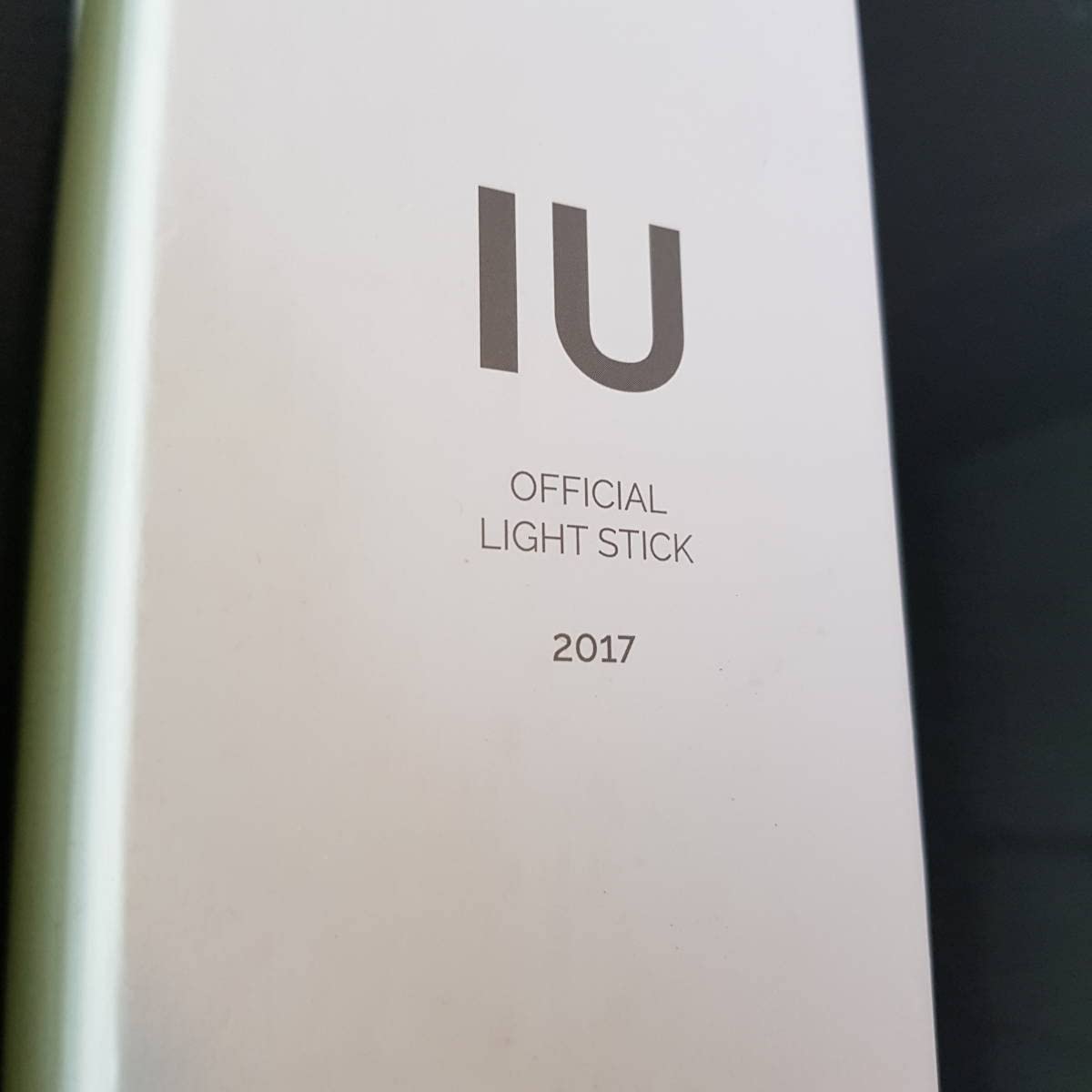 Amazon.co.jp: IU 2017ペンライト 灰色 アイユ コンサートペン