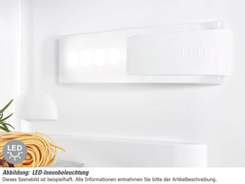 Réfrigérateur combiné encastrable Electrolux 240L pour cuisine ouverte design