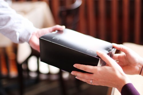 Southern Champion Tray 0753 #3 Champpak Classic Take-Out Container, Black Paperboard With Poly Coated Inside, 7-3/4" L X 5-1/2" W X 2-1/2" H (Case Of 200) #TOP4