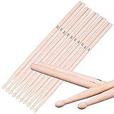 【Diseño】- Diseño de estilo clásico, la superficie de las baquetas de arce 5A está pulida para que sea suave y cómoda, se siente muy bien y reduce la fatiga de la muñeca.