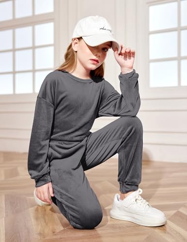 Image of Arshiner Girls 2 Piece Outfit Sweatsuits Set Kids Velour Sweatshirts & Sweatpants Tracksuits Set for Girls