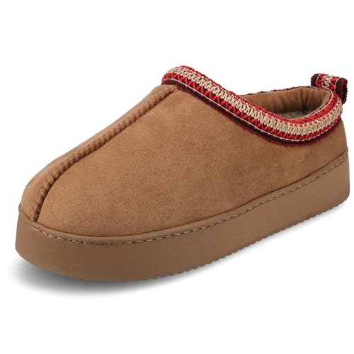 Journee Collection Women's Connway Cushioned Platform Clog Slippers