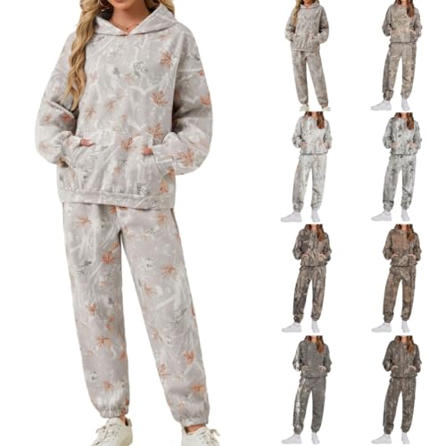 Camo Sweatsuits for Women 2 Piece Camo Hoodies Maple Leaf Print Oversized Sweatshirt Lounge Sets Fall Winter Outfits3