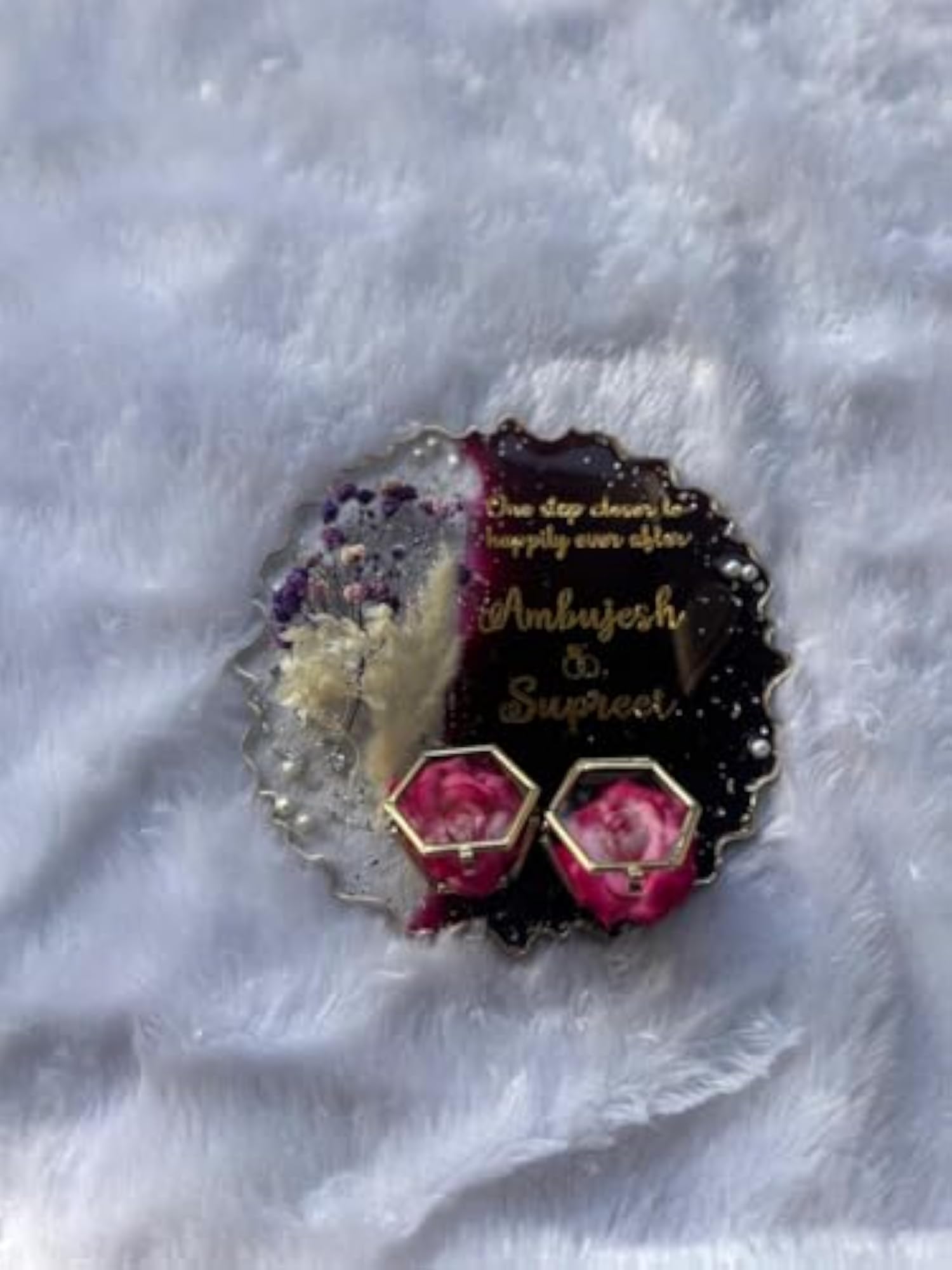Resin Engagement Ring Vintage Platter with Ring Boxes