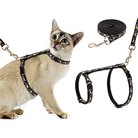 SCIROKKO Cat Harness and Lead Set - Adjustable Escape Proof Chest Strap with Safety Buckle for Outdoor Walking, Fit for Small Medium Large Kittens, Glow in Dark Cover
